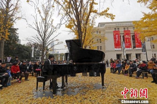 土耳其进行曲钢琴谱_钢琴基础教程土耳其进行曲谱_土耳其钢琴进行曲谱子