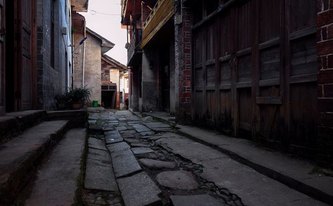 二胡独奏风居住的街道曲谱_二胡曲风居住的街道曲谱_风居住的街道二胡谱