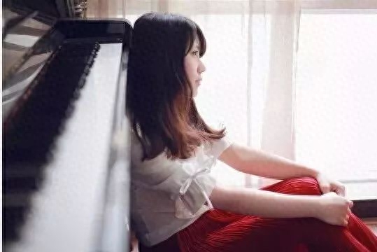 世界上著名钢琴曲_世界上钢琴曲最好听的曲子_世界上最好听的钢琴曲