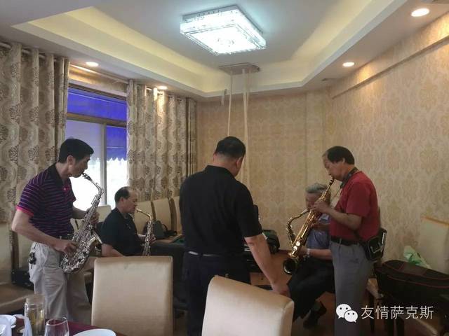 萨克斯曲我爱你中国_萨克斯曲我爱你中国_萨克斯曲我爱你中国