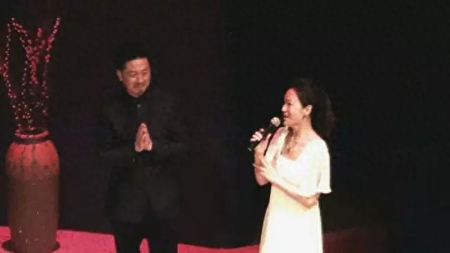 一首不知名的二胡曲感人_感人的二胡悲曲_二胡感人背景音乐