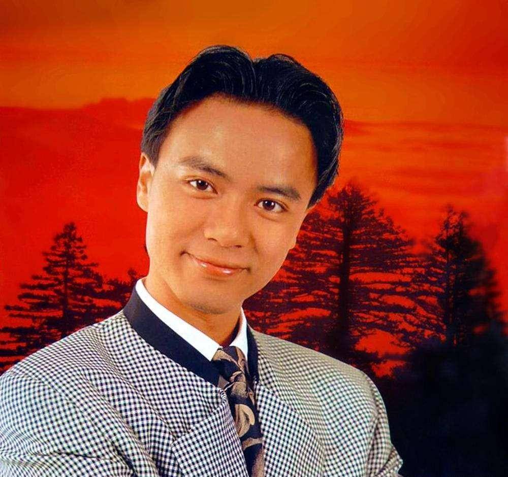 刘德华唱歌曲曲谱前年的歌_刘德华歌曲歌谱_刘德华30年前唱歌曲曲谱