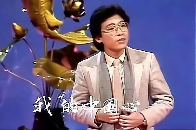 刘德华40年前唱歌曲曲谱_刘德华歌曲年表_刘德华唱歌曲曲谱前年的歌