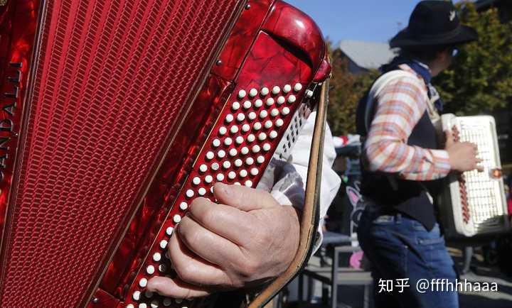 美女教唱简谱大全_美女萨克斯歌曲曲谱简谱_美女简谱歌曲曲谱萨克斯视频