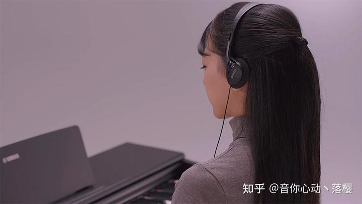 电钢琴弹奏_电钢琴弹奏流行歌曲_电钢琴怎么弹