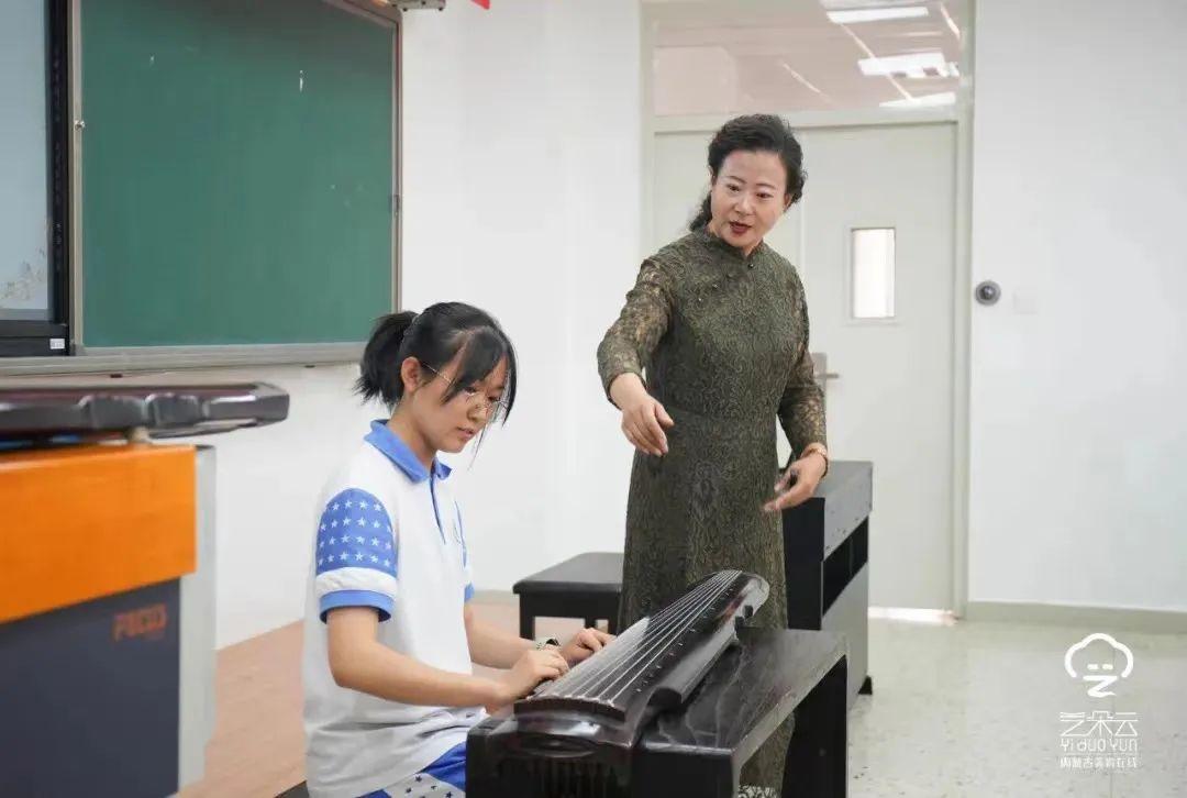 幼教考编钢琴曲目_钢琴曲考编幼儿选曲怎么选_幼儿考编钢琴曲怎么选曲