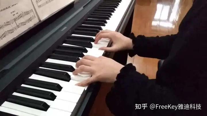 钢琴附点是什么意思_钢琴曲中附点怎么弹_钢琴附点怎么弹