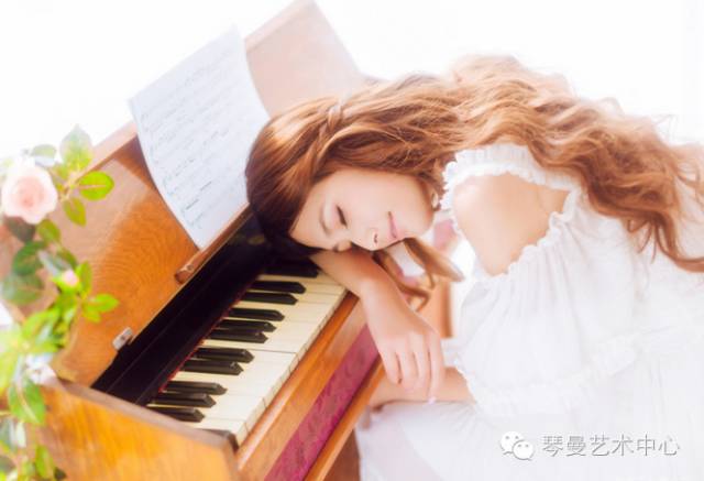 钢琴曲谱梦中的婚礼_梦中婚礼钢琴曲曲谱_钢琴演奏视频梦中婚礼