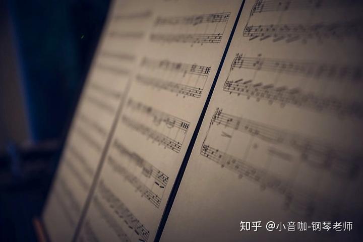 钢琴记谱法_钢琴谱记谱法_编钢琴曲时记谱怎么快