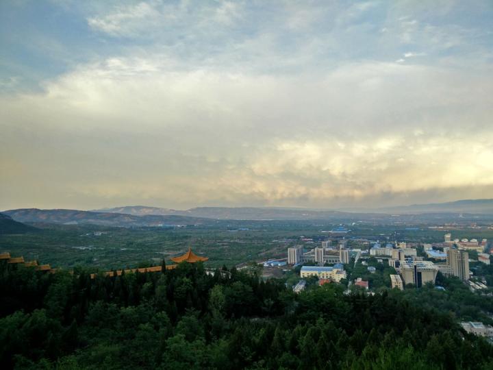 雨中漫步钢琴教学视频_钢琴曲雨中漫步_雨中漫步钢琴曲