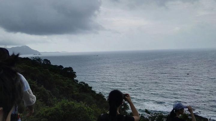 钢琴曲雨中漫步_雨中漫步钢琴教学视频_雨中漫步钢琴曲