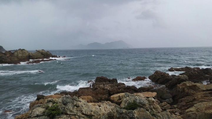 雨中漫步钢琴教学视频_雨中漫步钢琴曲_钢琴曲雨中漫步