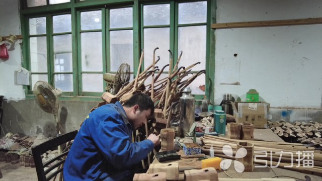 二胡风居住的街道钢琴伴奏谱_风居住的街道二胡谱_二胡曲风居住过的街道简谱